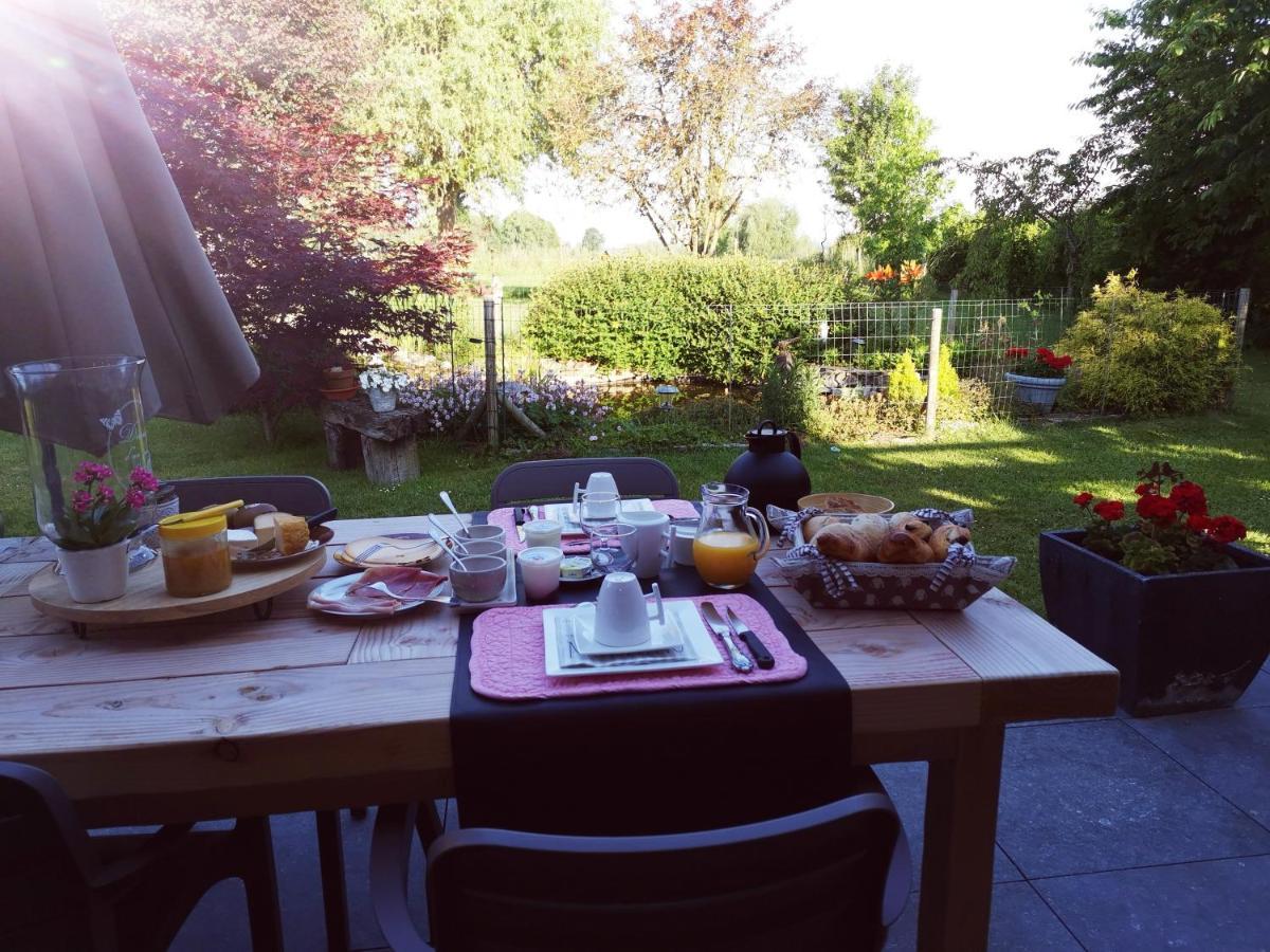 Entre Monts Et Collines B&B Et Spa En Option Exterior photo